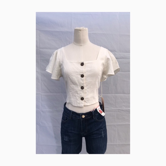 Marie button crop - Picture 2 of 7